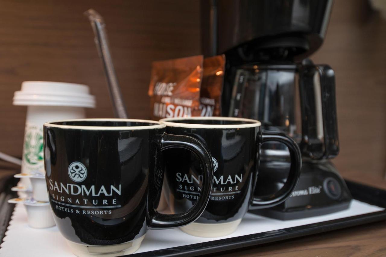Sandman Signature Calgary Airport Hotel Eksteriør billede